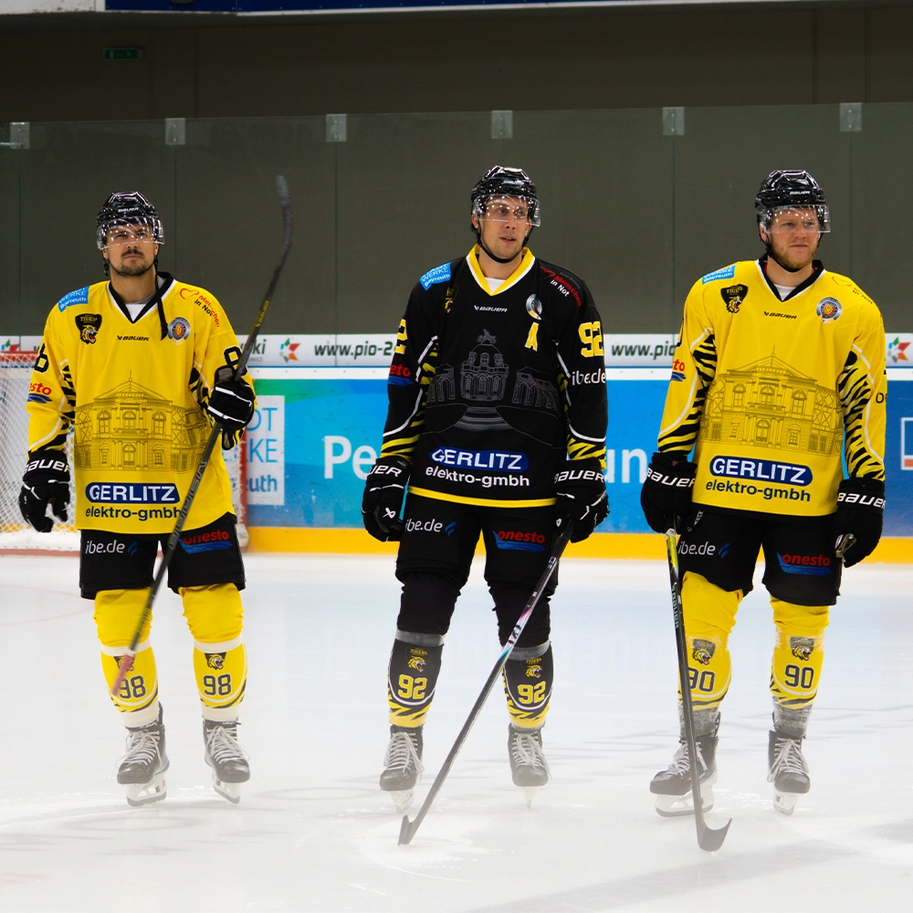 Florian Lüsch, Dominik Piskor und Jan Hammerbauer bei der Saisoneröffnung im Tigerkäfig