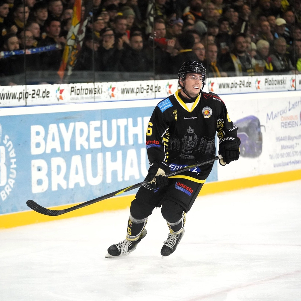 Alex Barber beim Spiel gegen die Selber Wölfe
