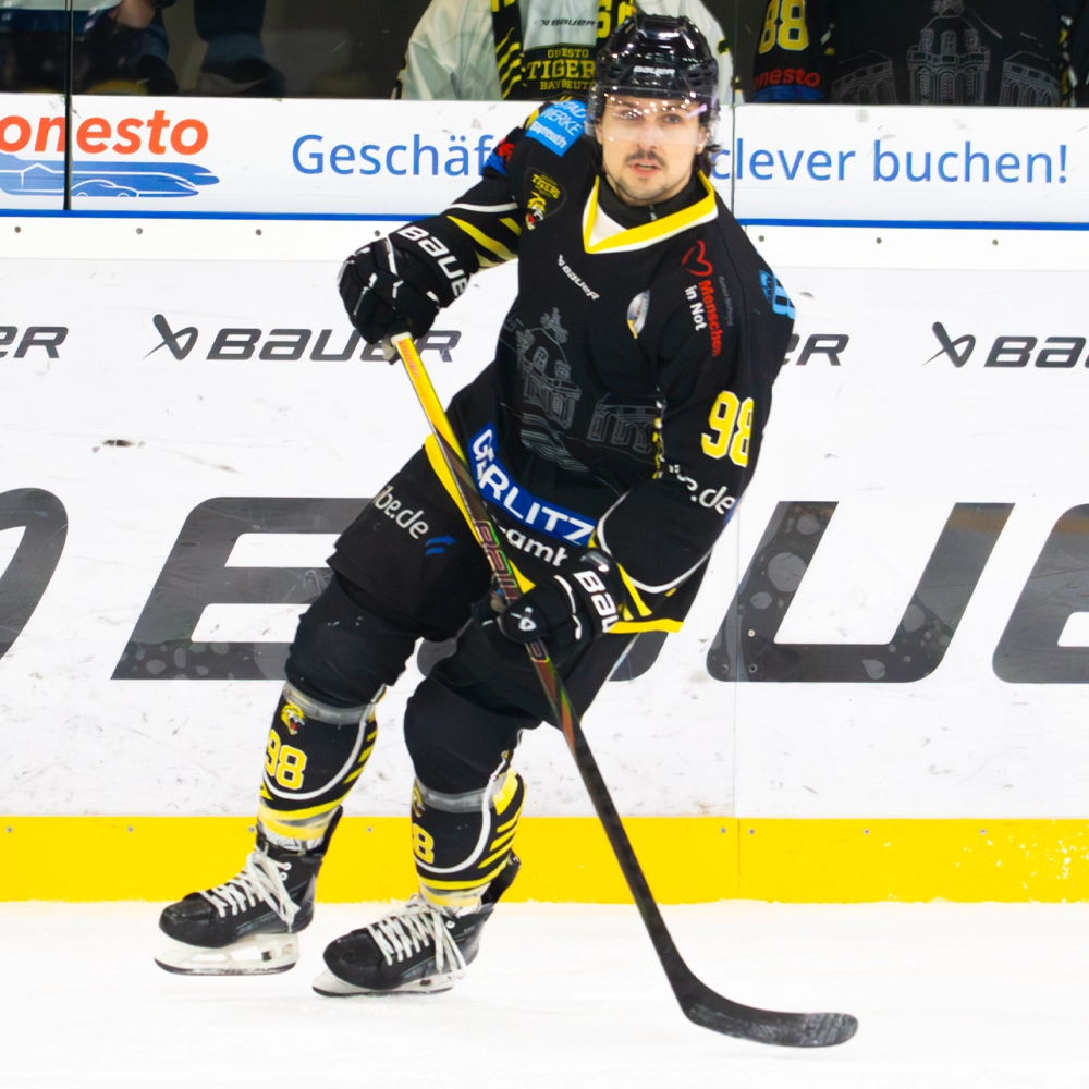 Florian Lüsch im Trikot der onesto Tigers gegen die Memmingen Indians